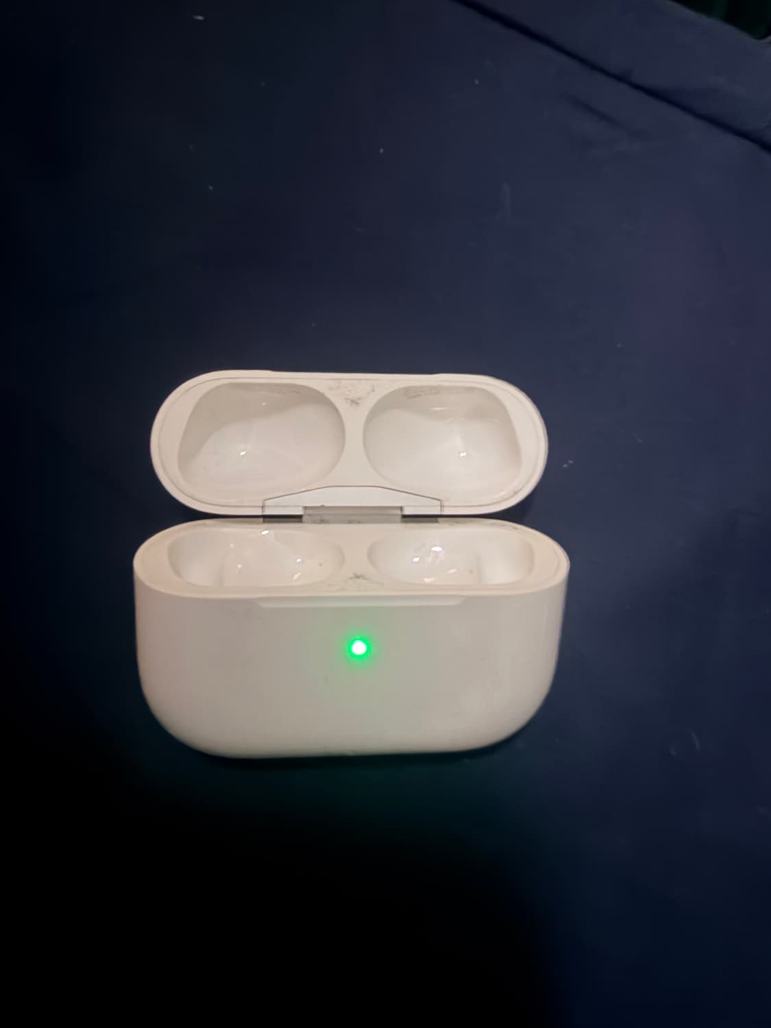 에어팟 프로 2 C타입 본체 상품이미지1
