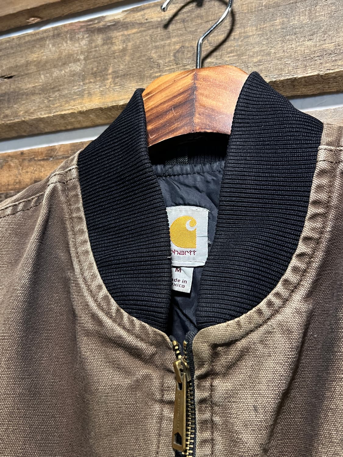 [M]칼하트 USA 빈티지 페인팅 쉐르파 라이닝 다크브라운 워크 베스트 상품이미지2