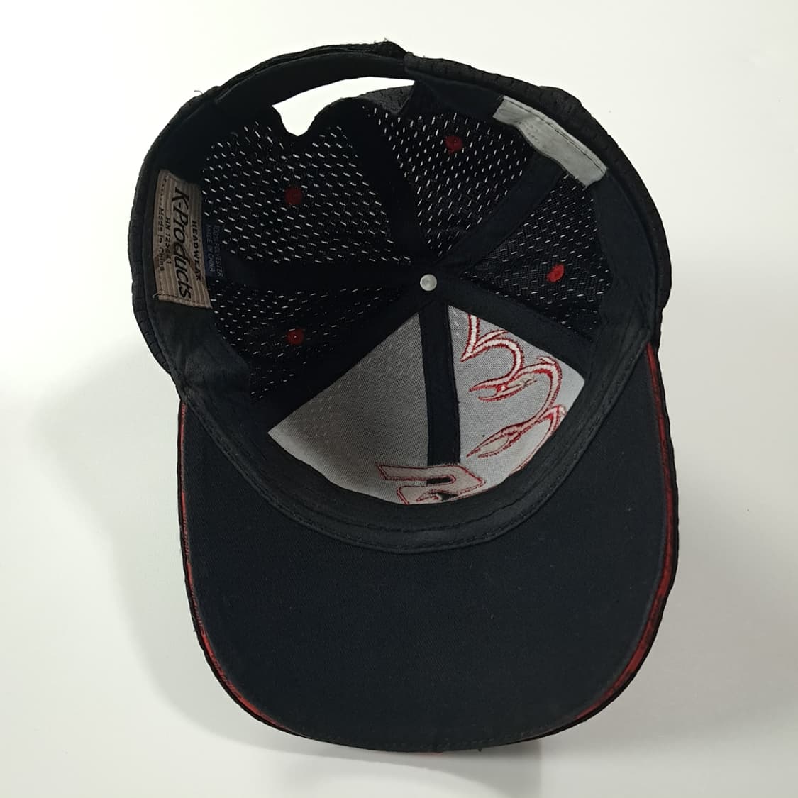 스냅온 90주년 기념 블랙 & 레드 플레임 메쉬 캡 P2115 상품이미지6