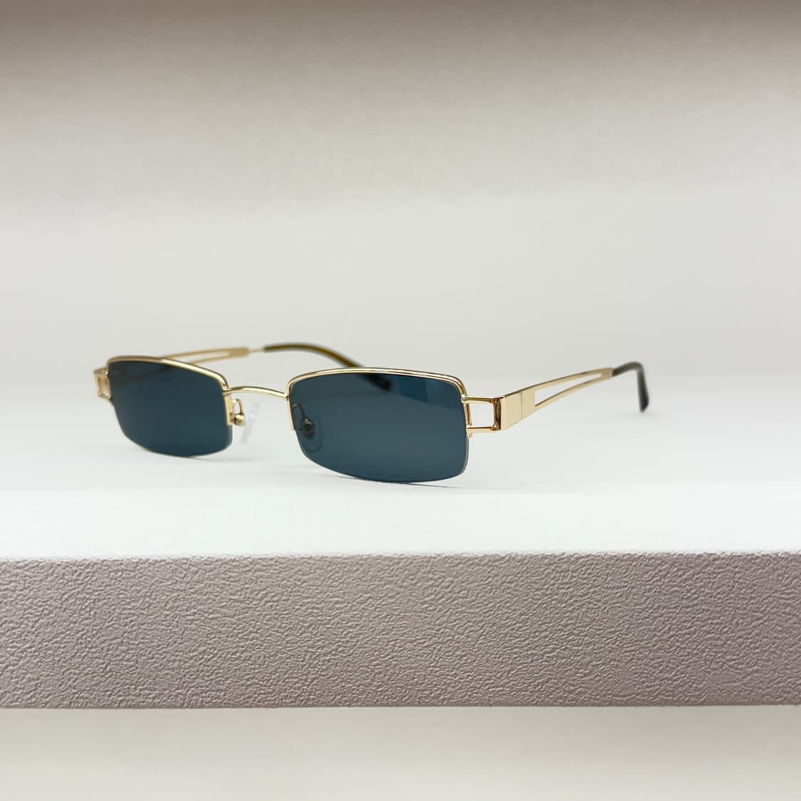 남자 빈티지 사각 반무테 금테 선글라스 상품이미지3