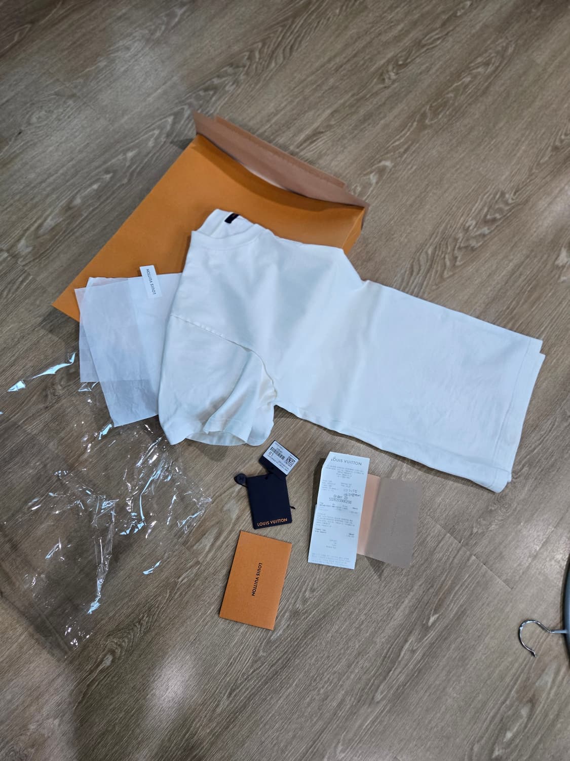 루이비통 엠보스드 반팔 티셔츠(백화점정품) 상품이미지5