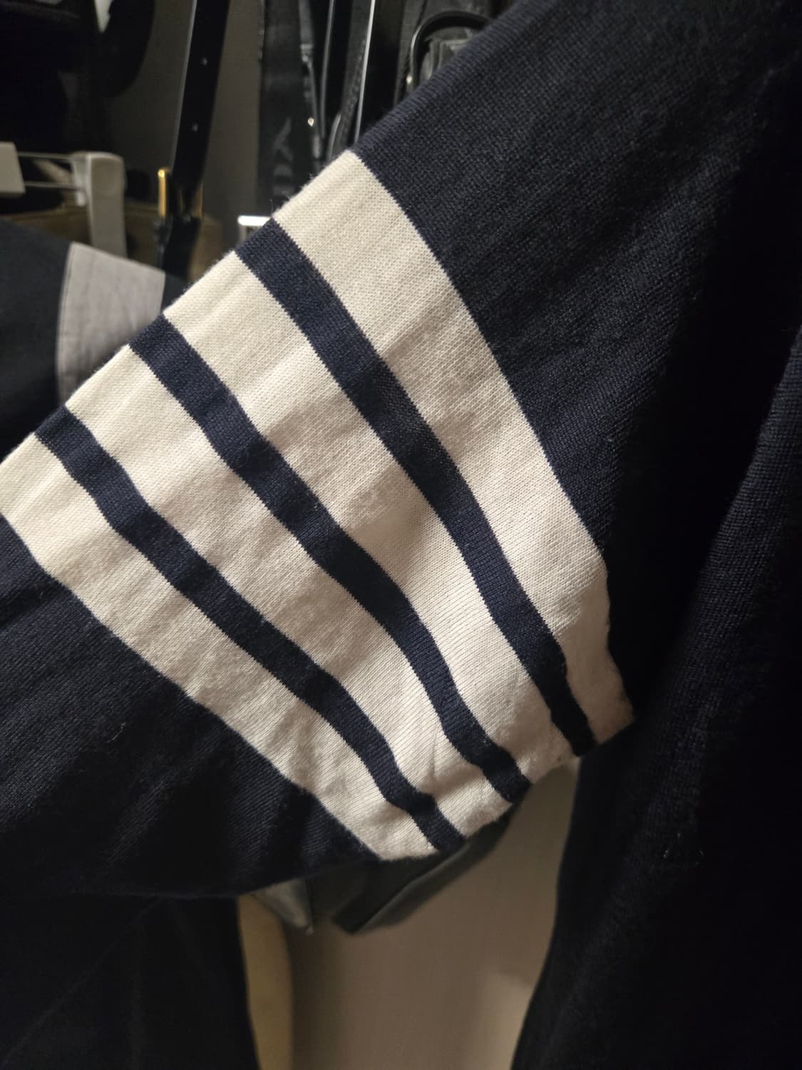 톰브라운 가디건 상품이미지5