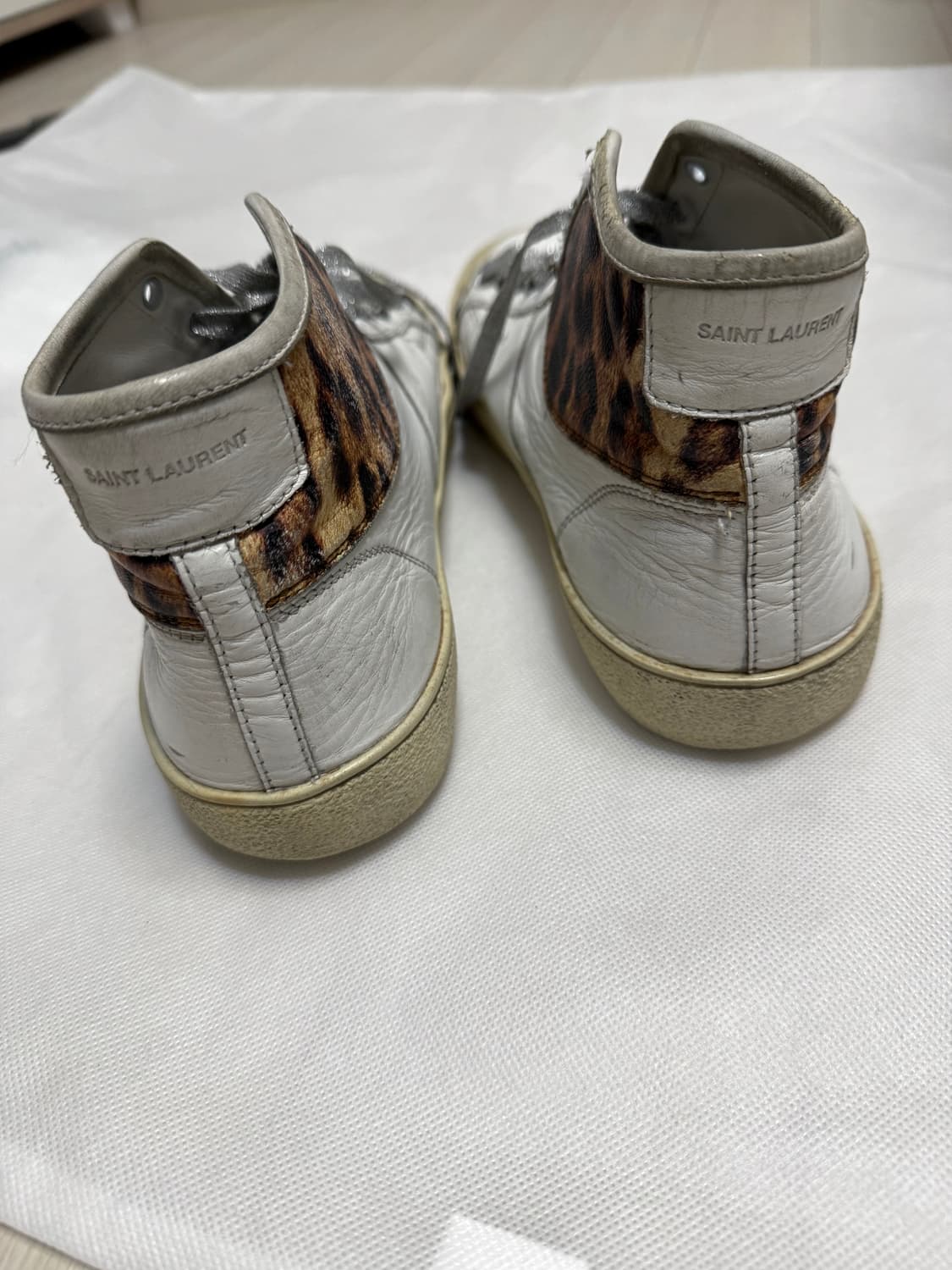 Saint Laurent Leopard Sneaker  상품이미지5
