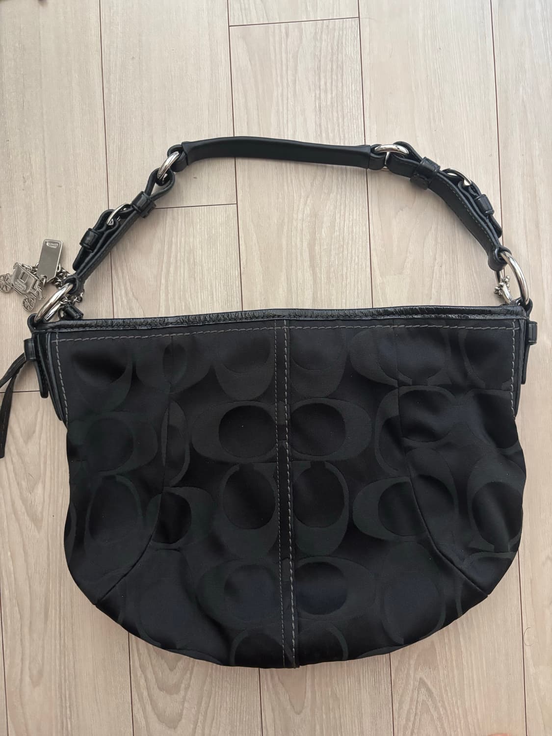 Y2k 빈티지 코치 숄더백 토트백 블랙 미사용 상품이미지1