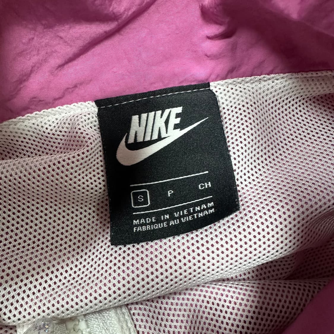 ✨ 나이키 아이콘 클래쉬 우븐 여성 바람막이 상품이미지3