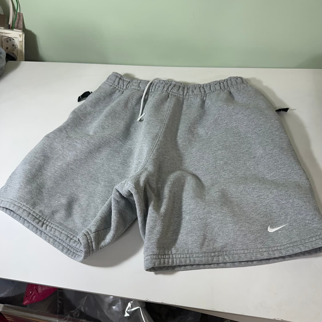 M 나이키NRG 그레이 스우시로고 와이드핏 스웻쇼츠 밴딩반바지 상품이미지3