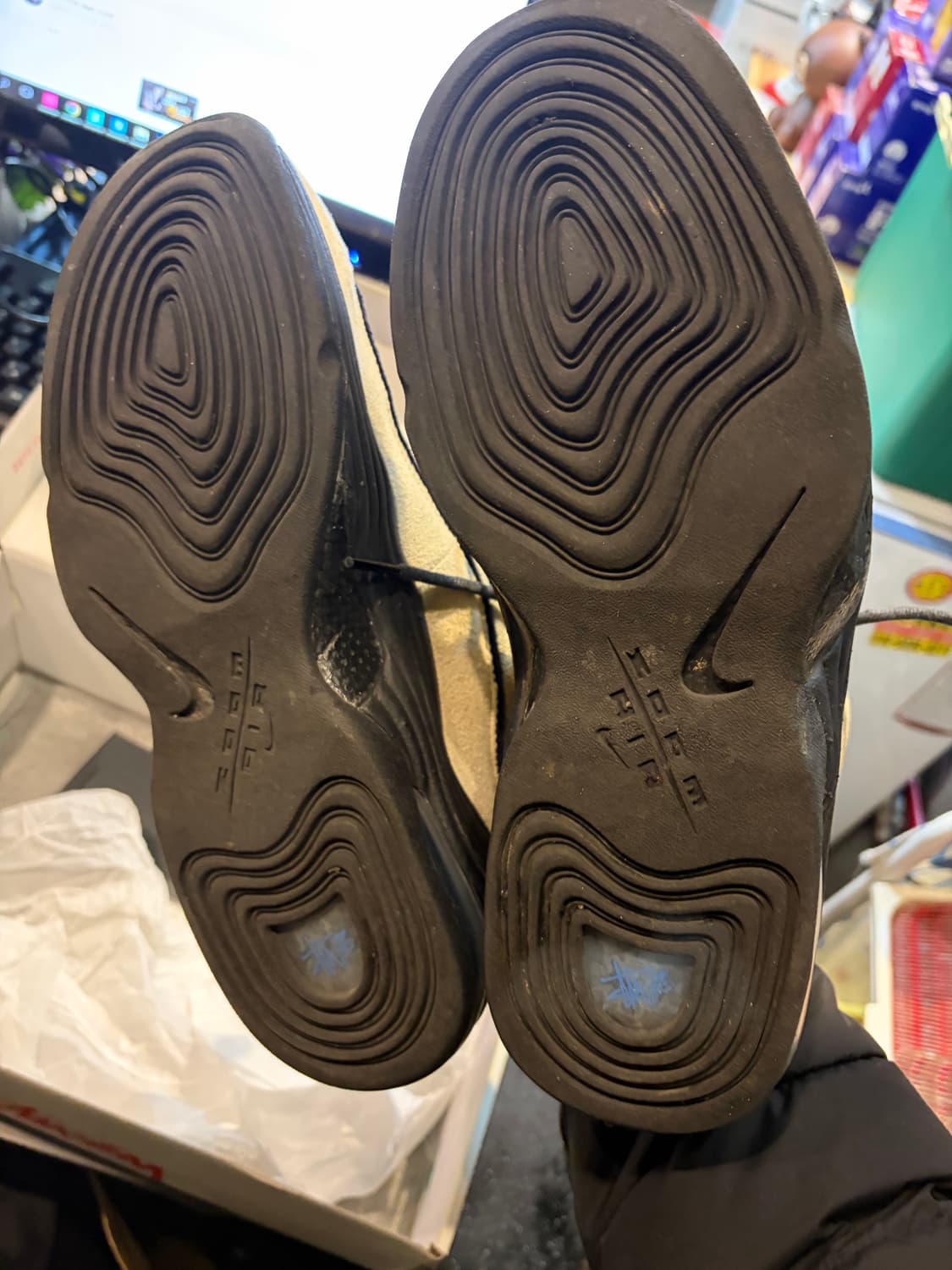 나이키 스투시 에어페니2 라타앤 라임스톤275 상품이미지6