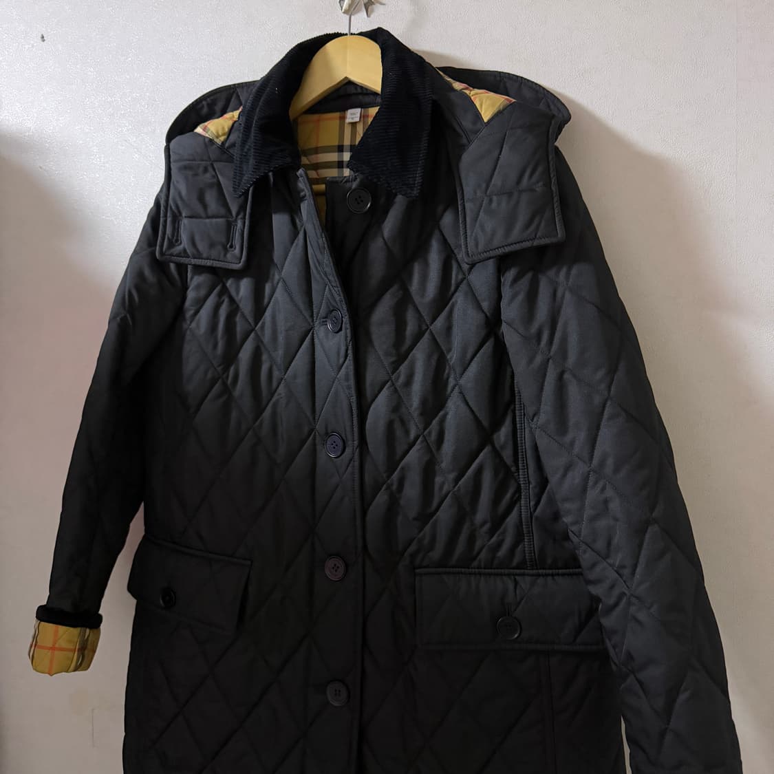 버버리 데레햄 퀼팅 자켓 8057169 M (66-77) 상품이미지10