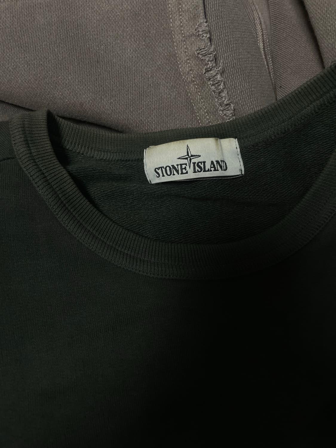 스톤아일랜드 맨투맨 상품이미지2