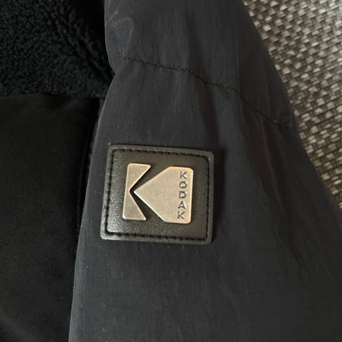 코닥 블랙 플리스 혼합 덕다운 패딩 XL 상품이미지5