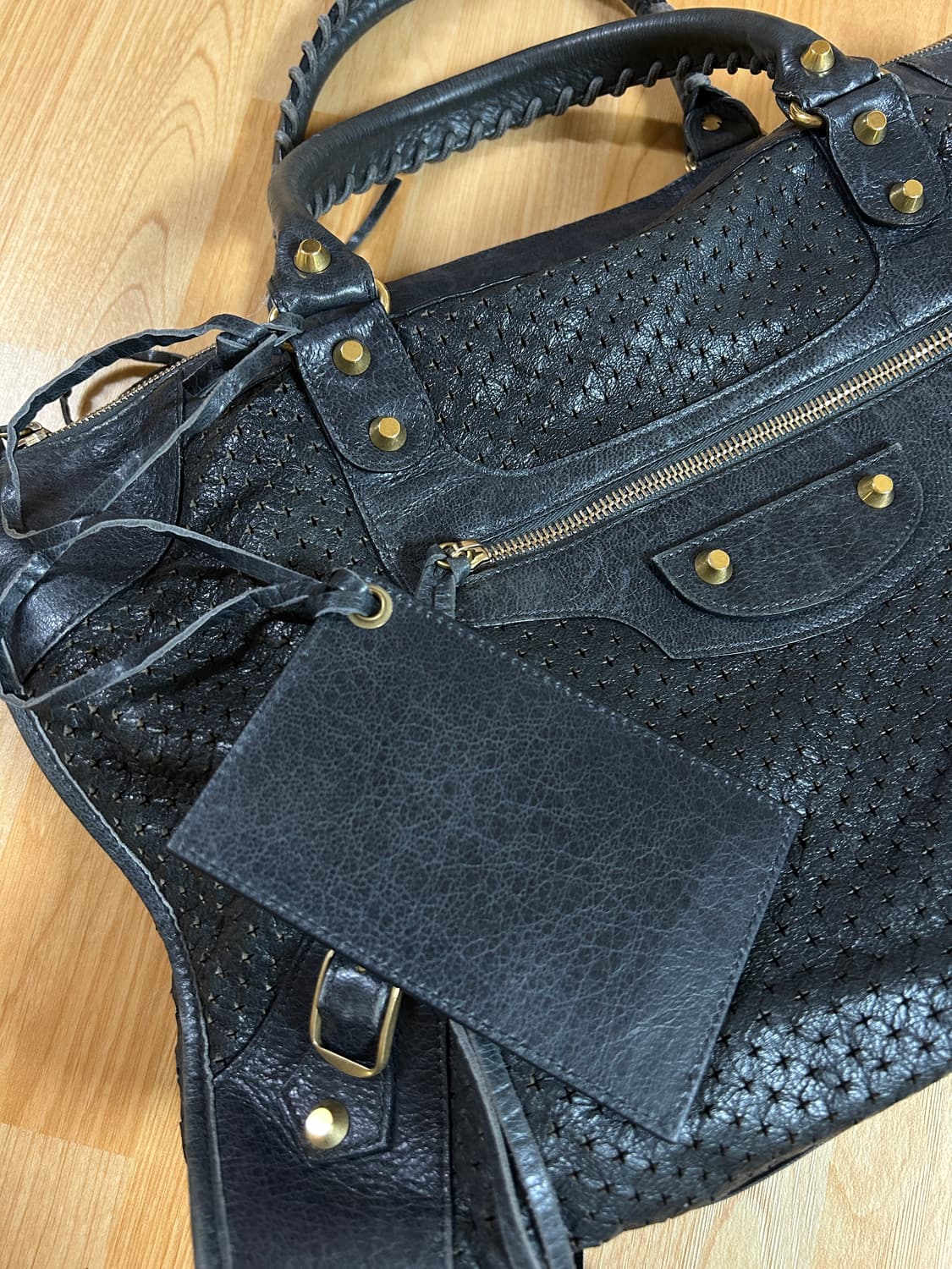 발렌시아가 모터백 상품이미지2