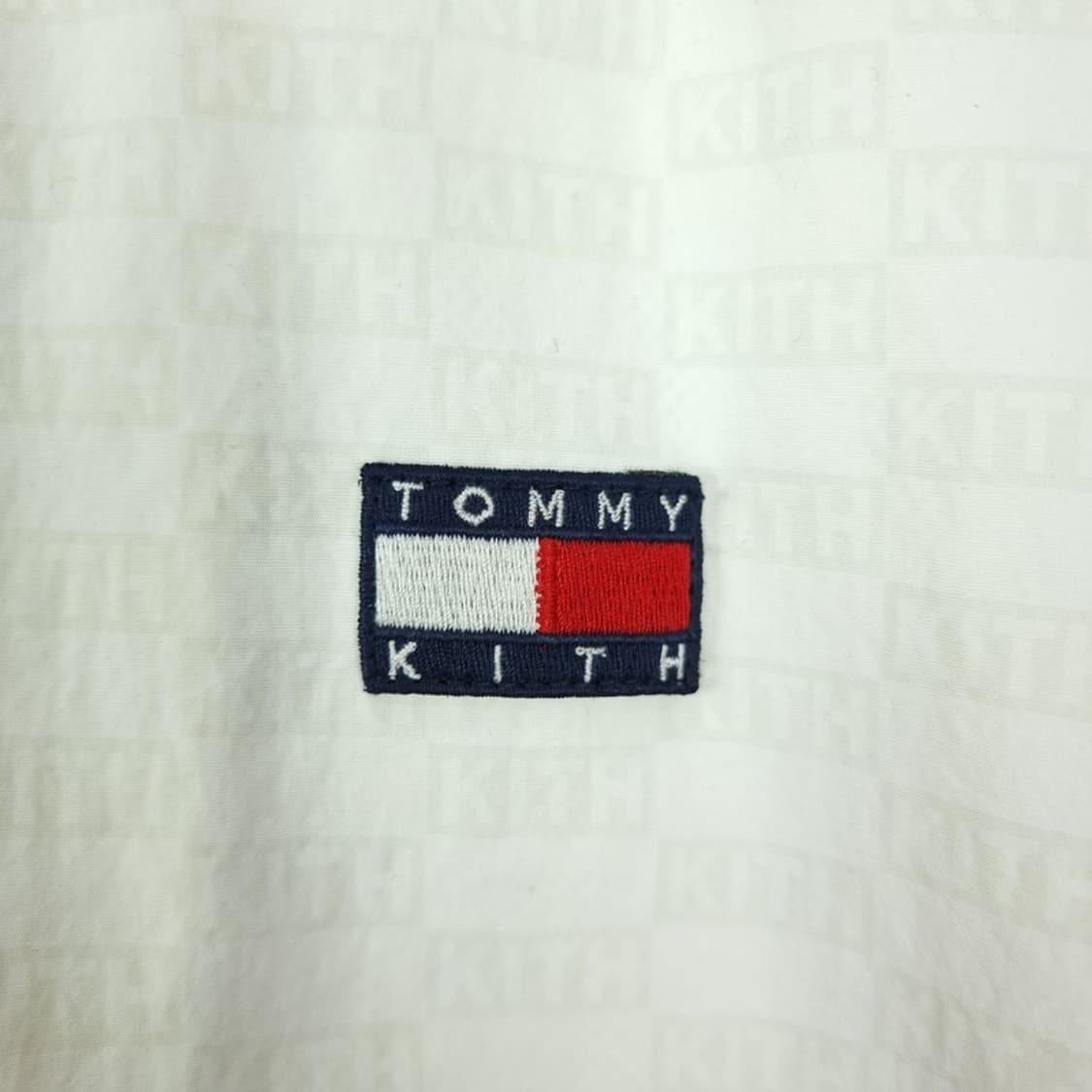 [타미힐피거 X 키스] 빅로고 모노그램 바람막이 자켓 화이트 P01397 상품이미지6