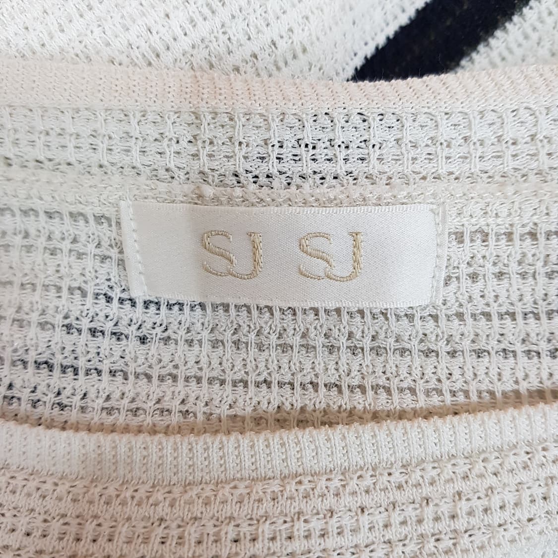 한섬 SJSJ 2024 반팔 니트 F사이즈 상품이미지5