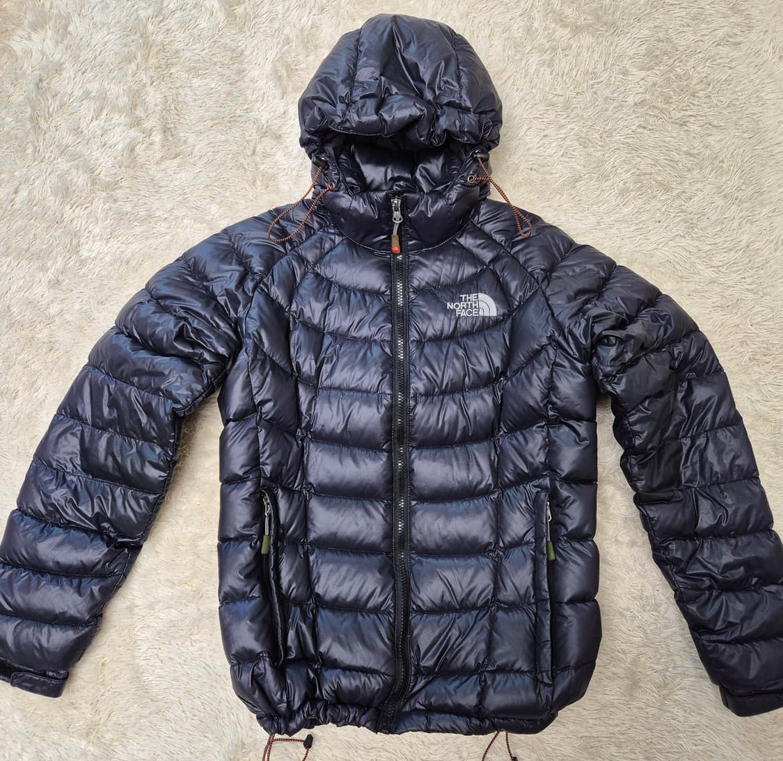 노스페이스 900필 서밋 경량 패딩 (블랙/여성L) 상품이미지1