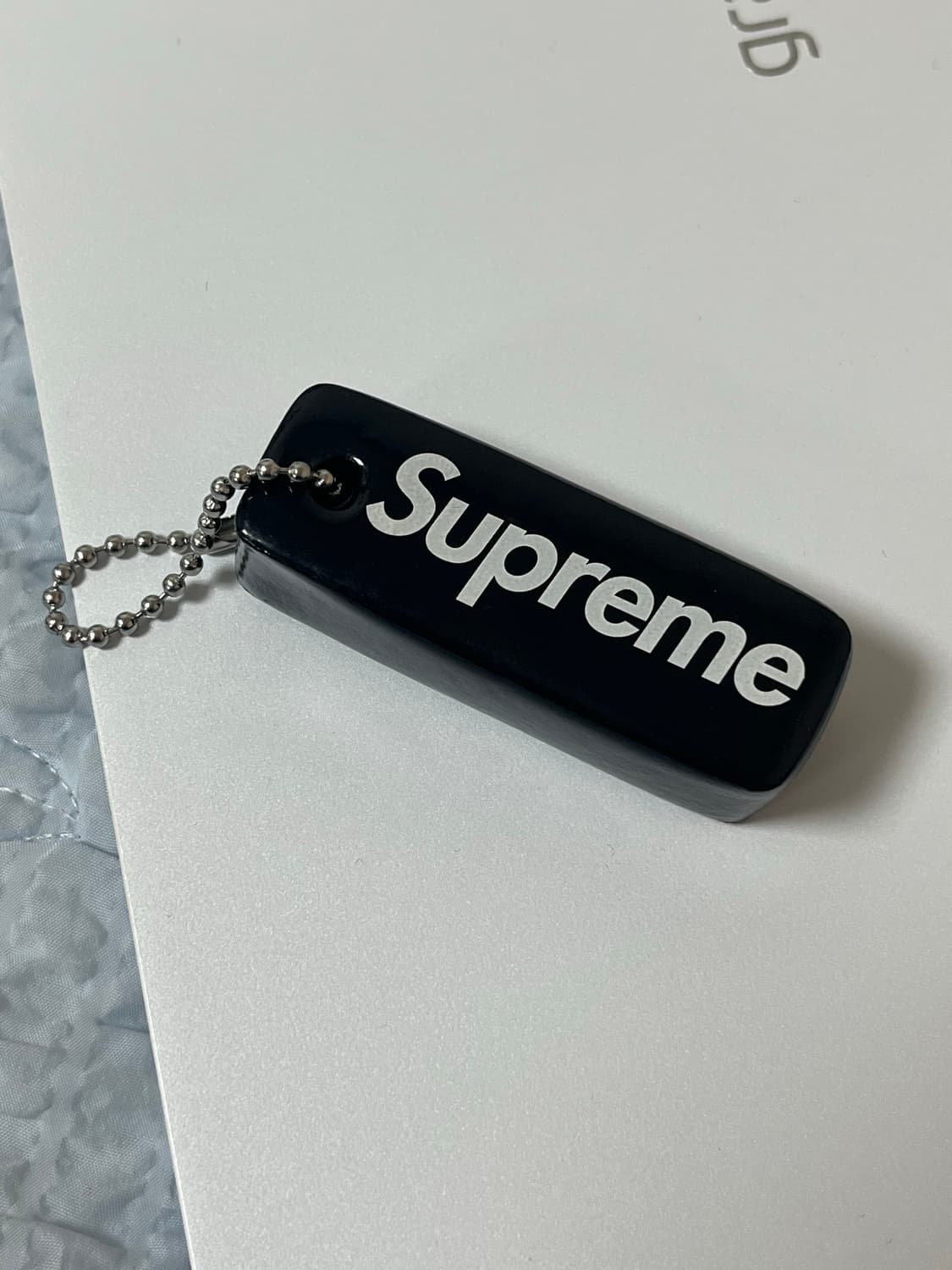 슈프림 키링 판매 상품이미지1