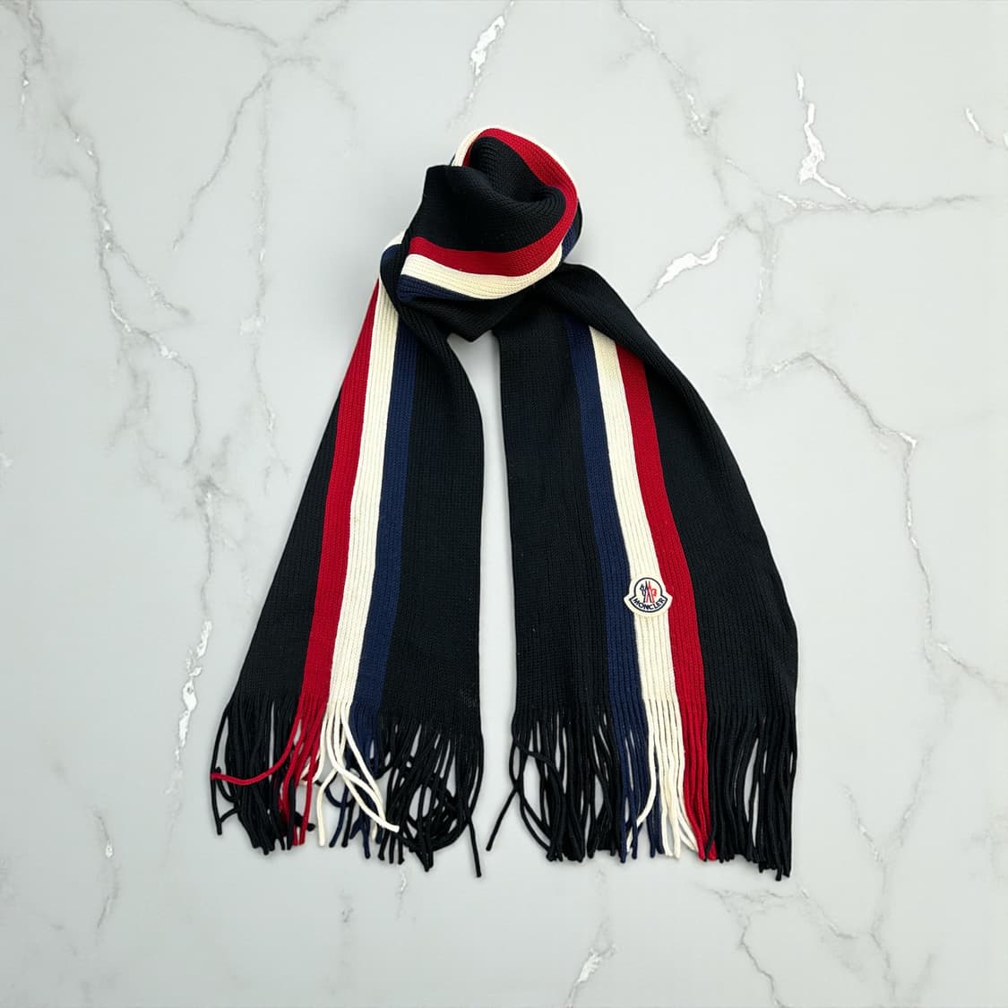 몽클레어 와펜 3선트리밍 머플러 상품이미지10