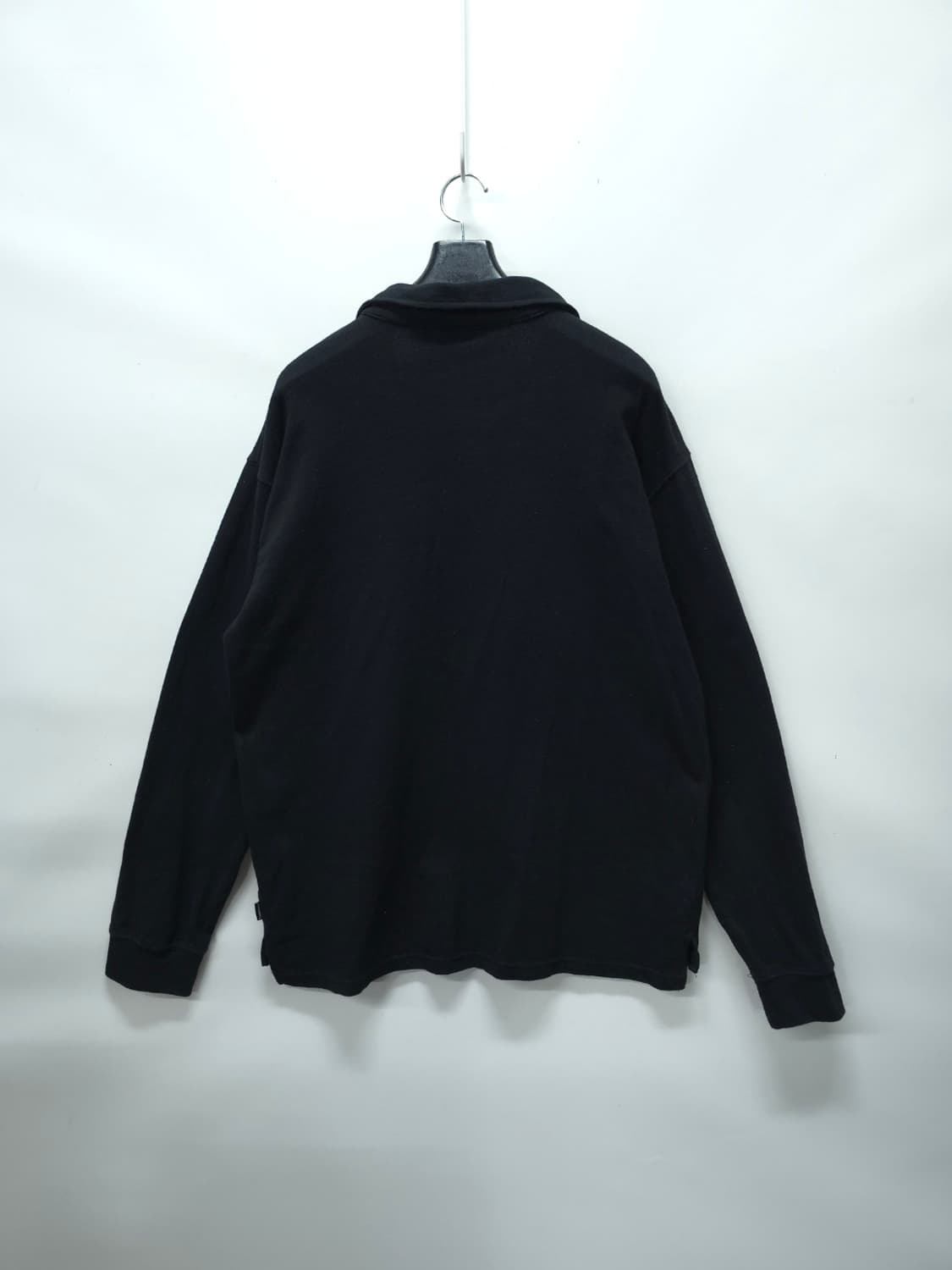 커버낫 스트라이프 배색 카라 맨투맨 (M사이즈) 상품이미지8