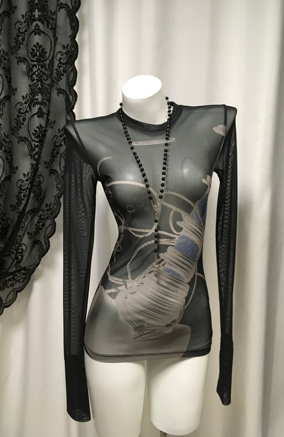 메그킴 메쉬 시스루 탑 블랙 상품이미지7