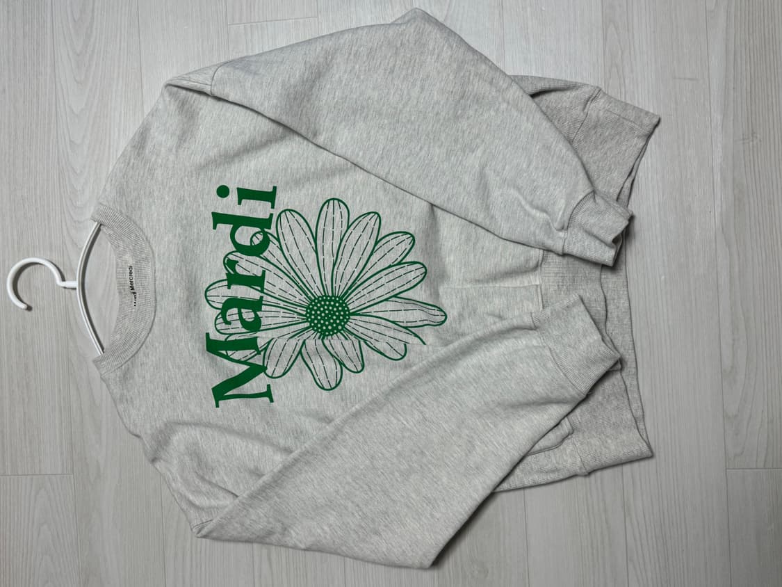 마르디메크르디 맨투맨 상품이미지1