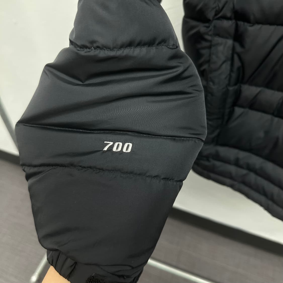 노스페이스 700 경량패딩 상품이미지3