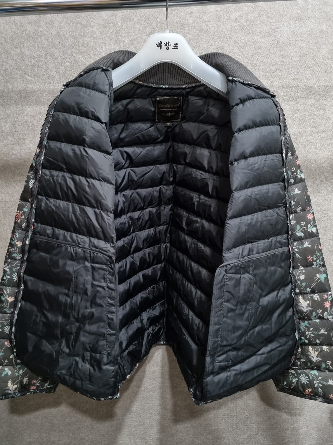 여성 M 써스데이아일랜드 오리털 경량 패딩 상품이미지5