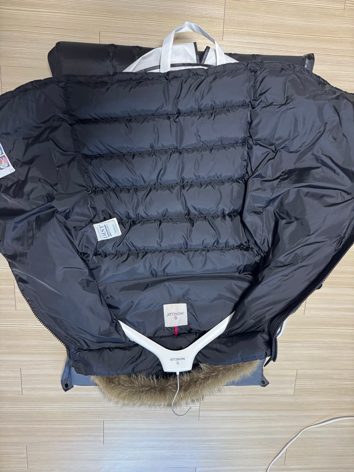 몽클레어 클로니 4사이즈  상품이미지7