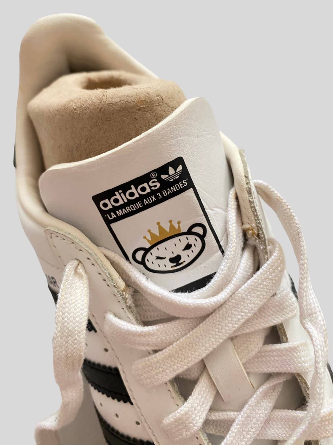 [아디다스 x 니고(NIGO) 콜라보 슈퍼스타 80s 베어  상품이미지1