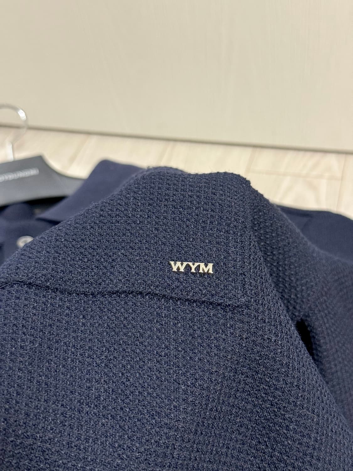 우영미 25ss 네이비 포켓 폴로 티셔츠 46사이즈 상품이미지3