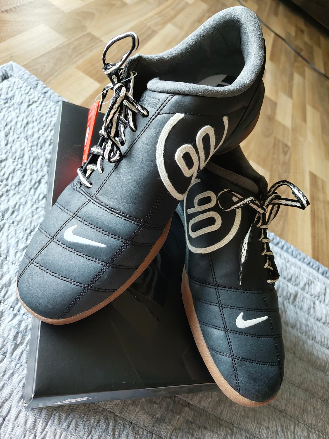 새상품)나이키 토탈90 total 90 우먼즈 블랙 검 다크브라운 상품이미지1