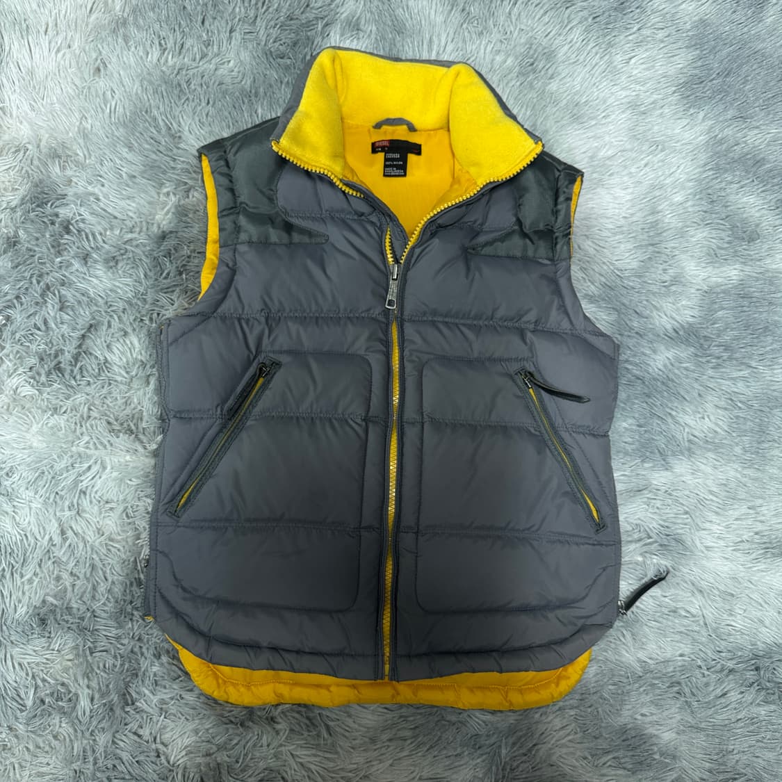 디젤 패딩조끼 M사이즈 상품이미지1