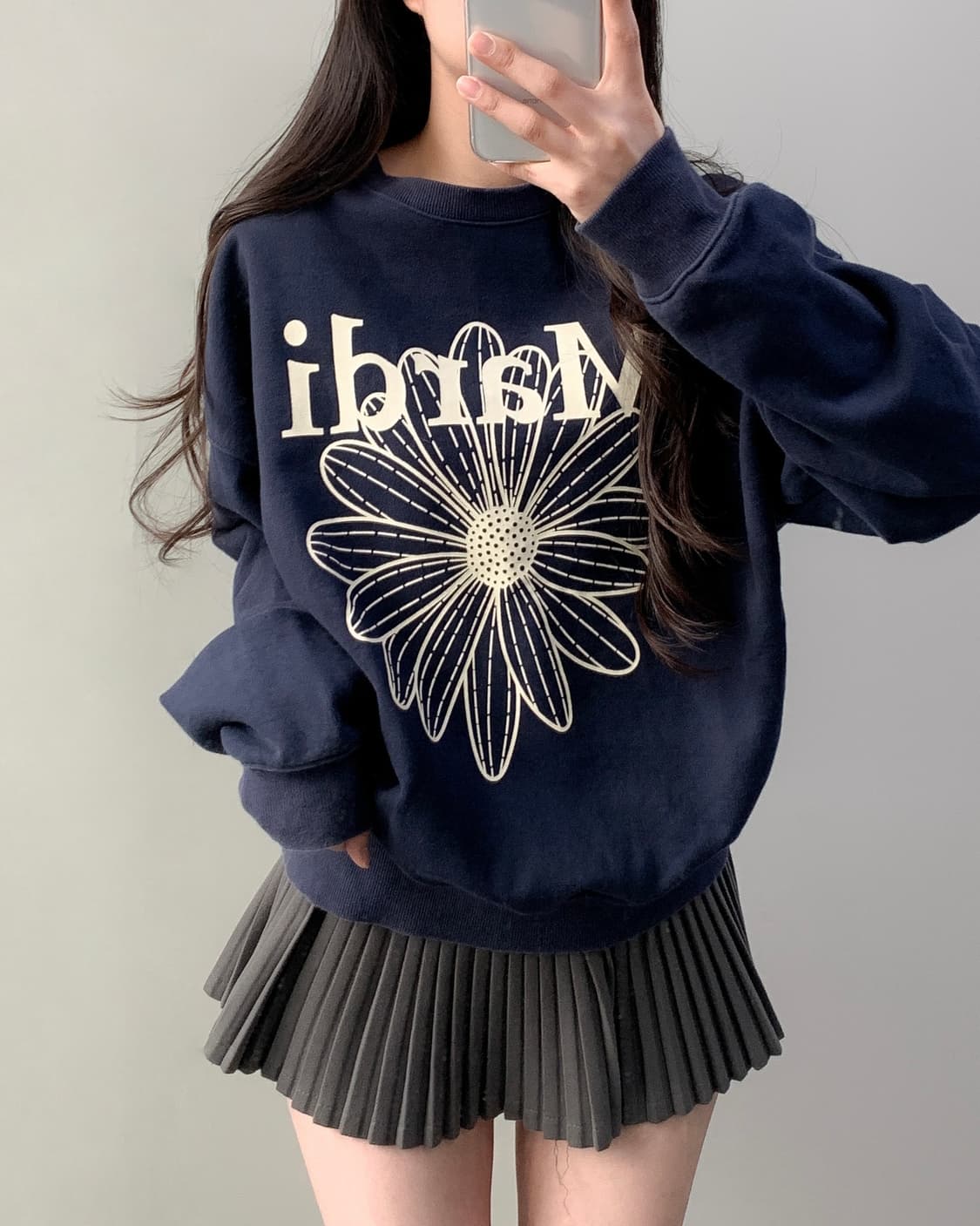 마르디 메크르디 맨투맨 상품이미지1