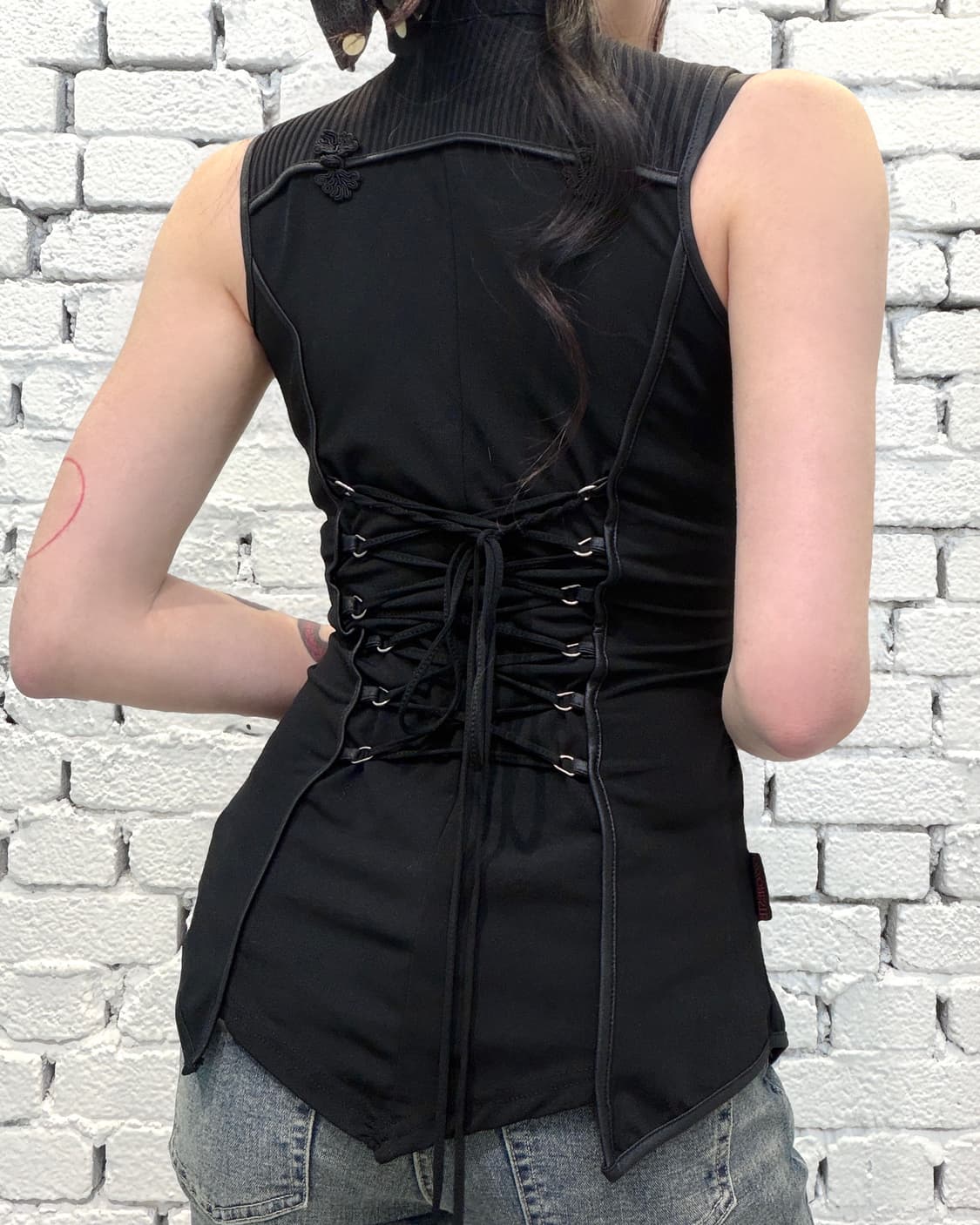 Ozz ONESTE 오리엔탈 레이스 업 숏 슬리브리스 상품이미지4