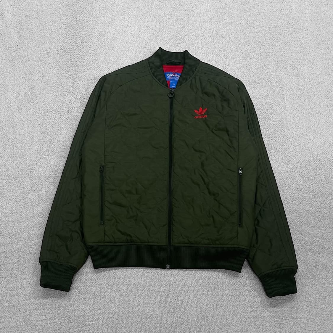 아디다스 슈퍼스타 퀄팅 자켓 카키 상품이미지1