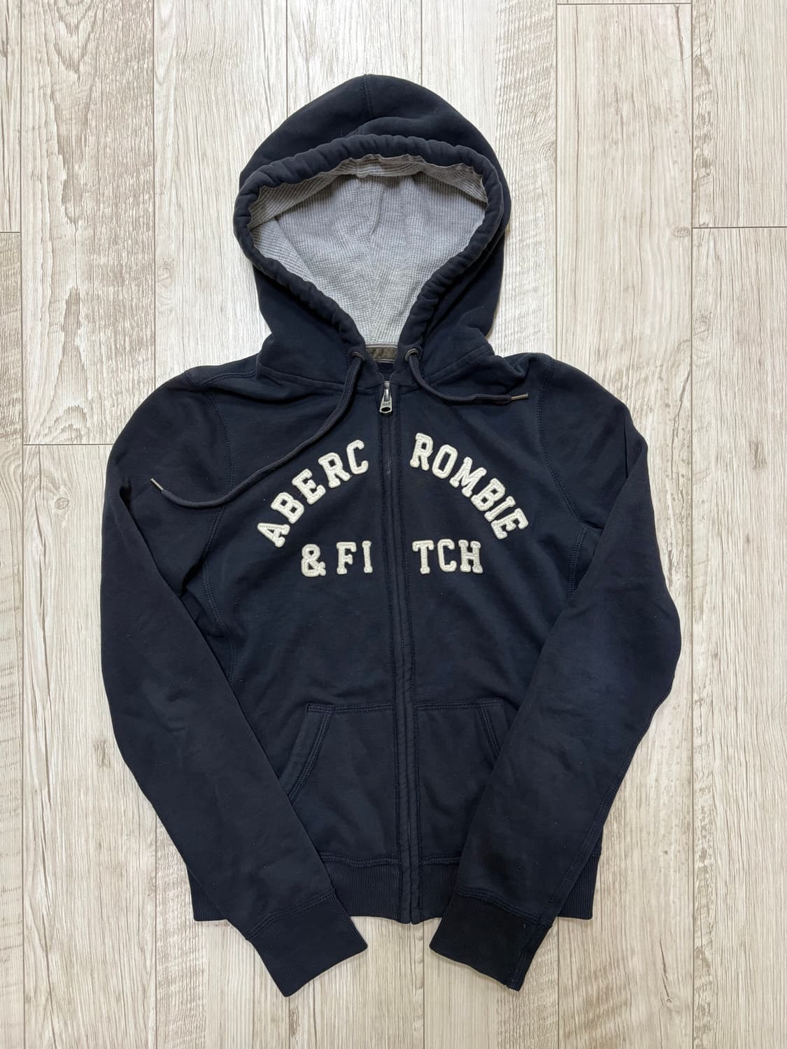 아베크롬비 딱붙핏 후드집업 네이비 s 상품이미지1
