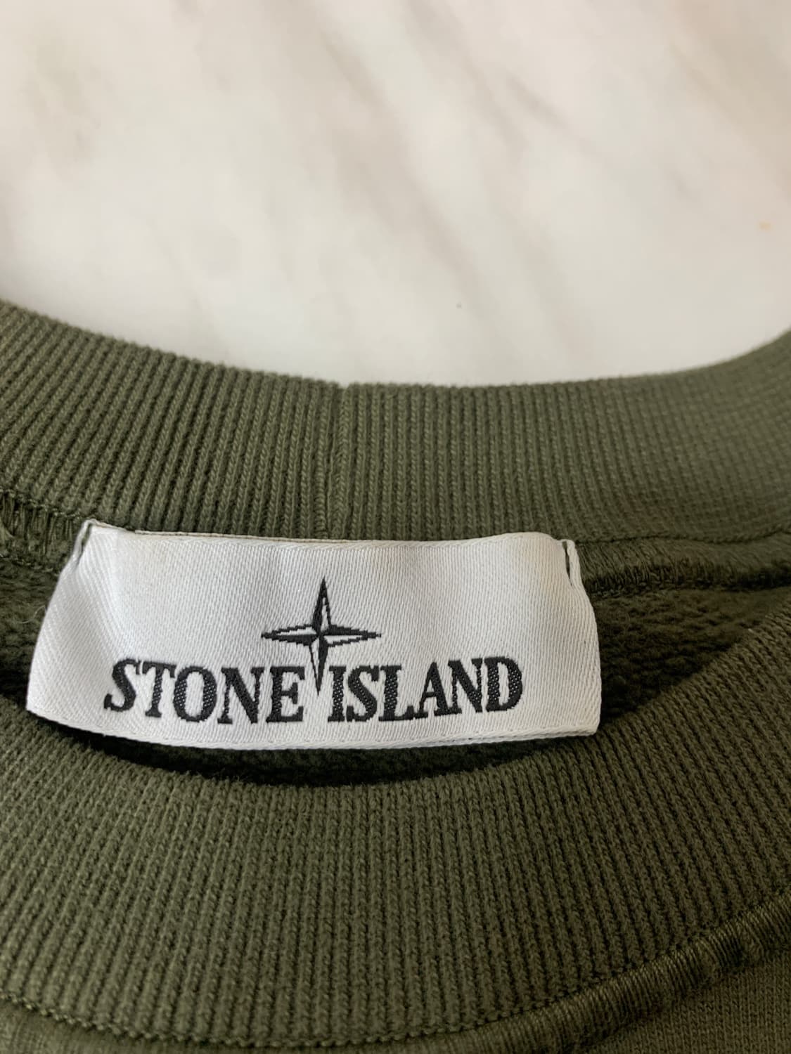 스톤아일랜드 카키 맨투맨 M사이즈 25fw 상품이미지6