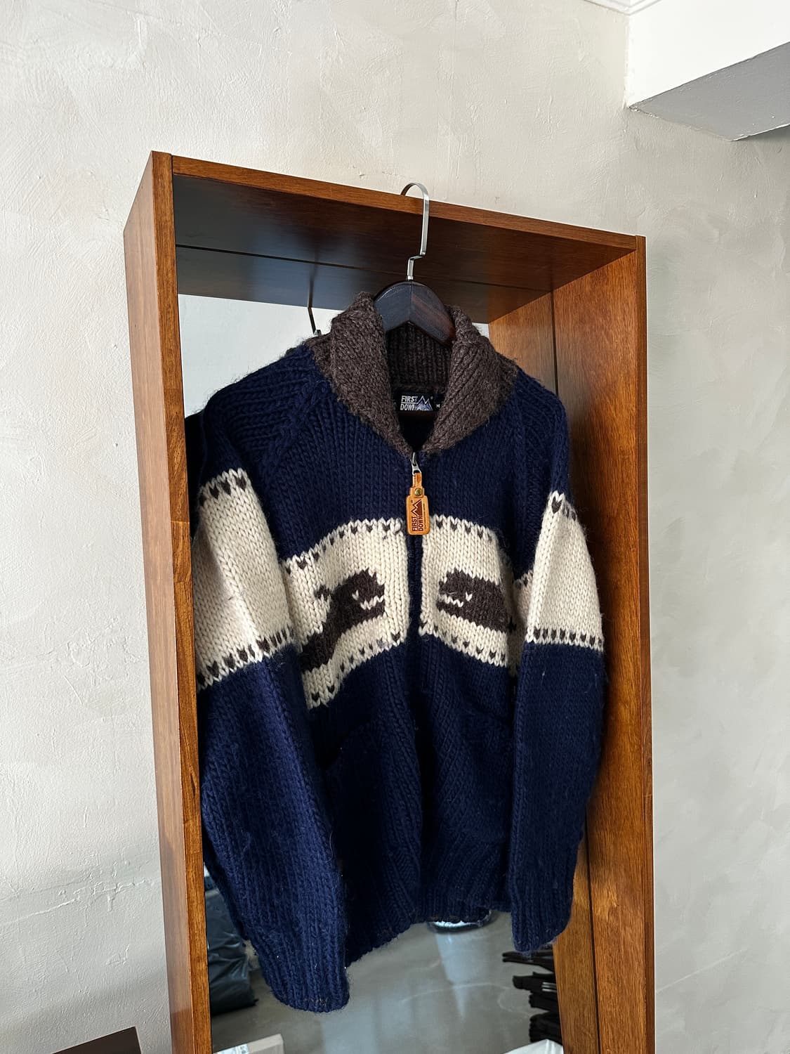 퍼스트다운 니트 코위찬 집업 상품이미지1