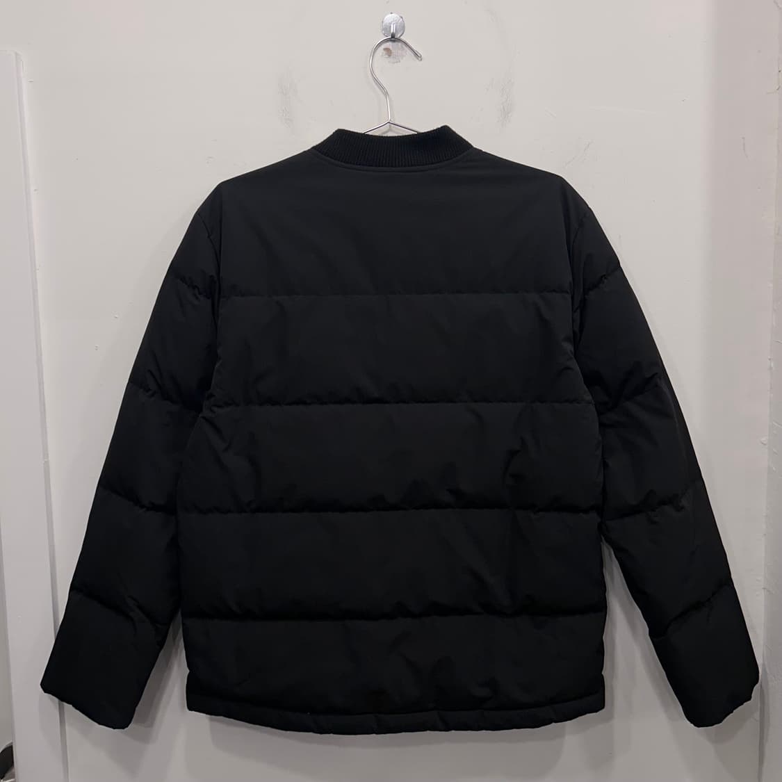 게스 덕다운 러버와펜 숄카라 경량패딩 상품이미지5