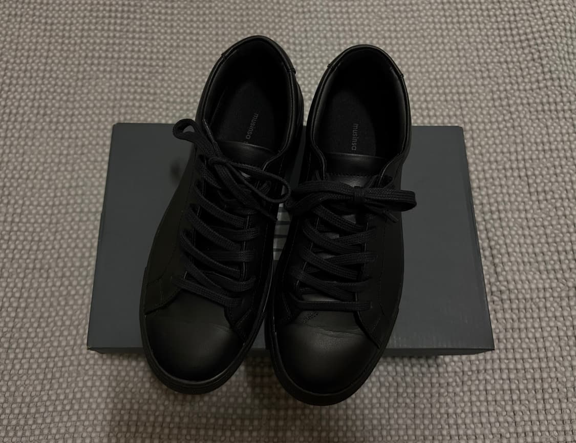 무신사스탠다드 레더 코트 스니커즈 250 상품이미지1