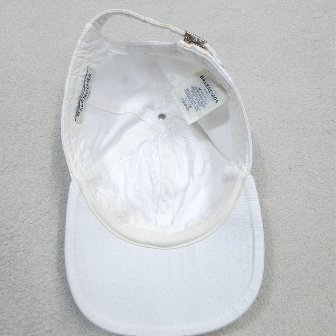 발렌시아가 볼캡 화이트 상품이미지5