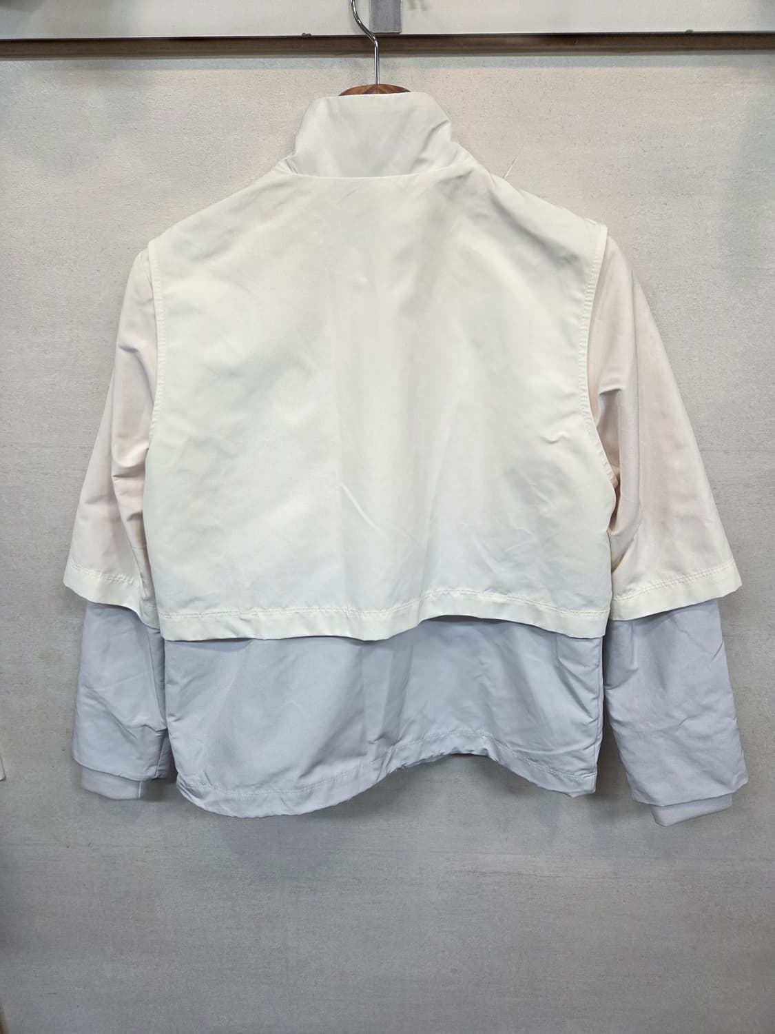 나이키 여성 골프 쉴드 레이어드 윈드브레이커 자켓 m 상품이미지2