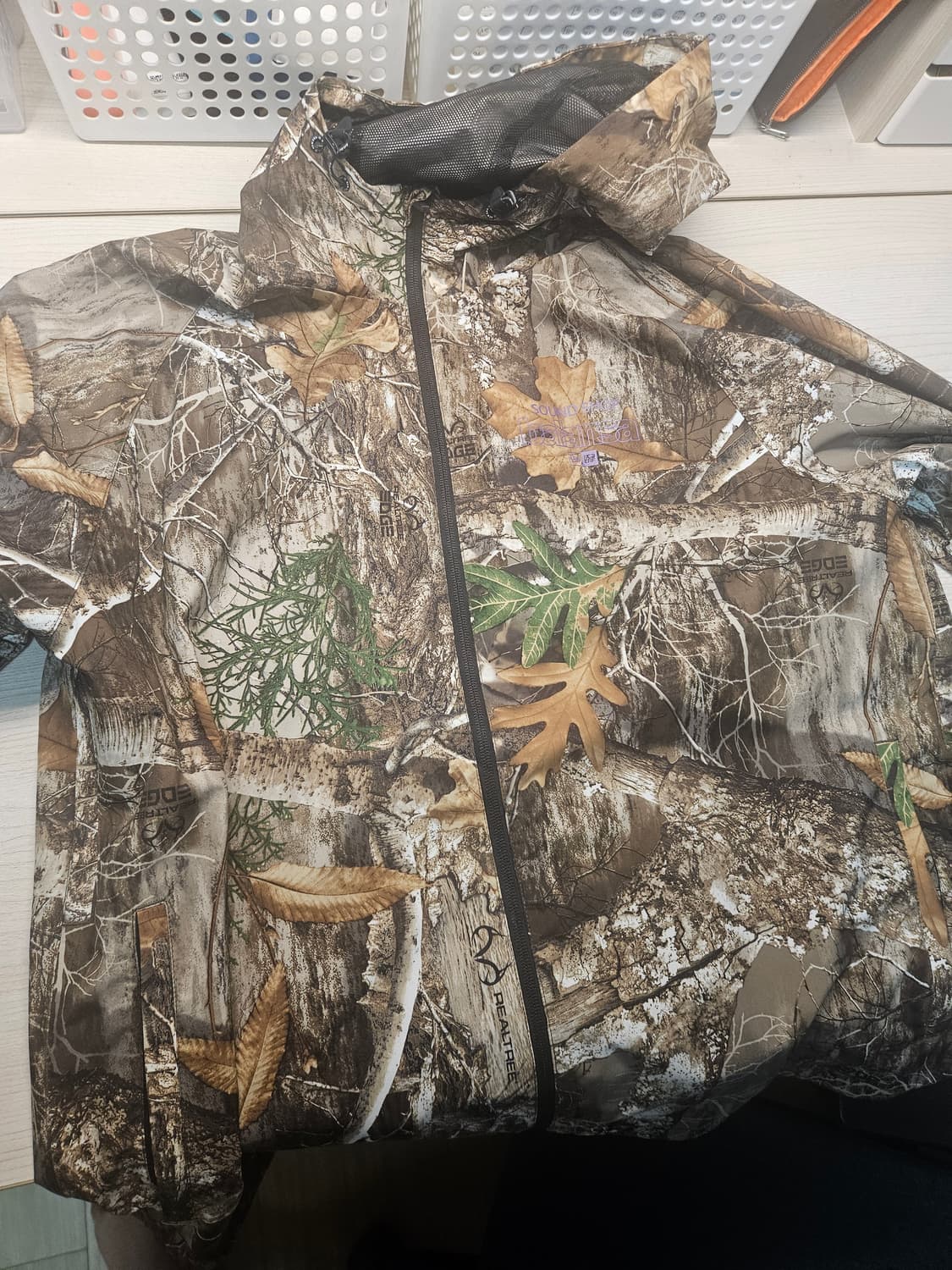 뉴에라 리얼트리 바람막이 상품이미지2