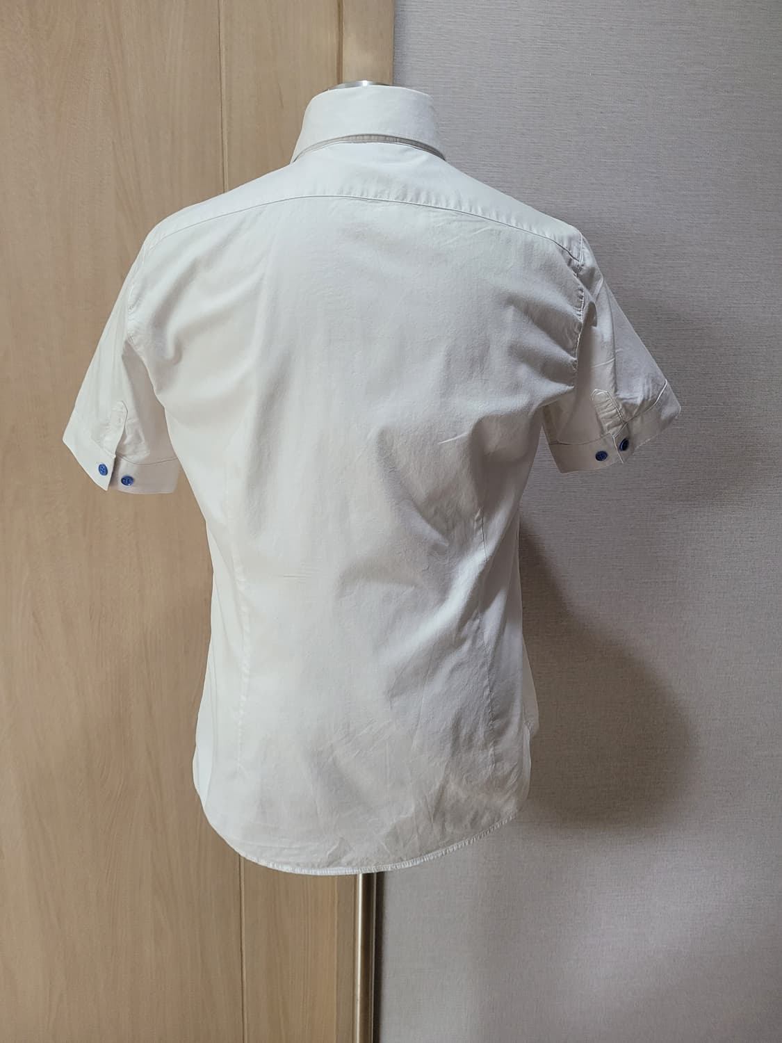 지이크 SIEG 남자 넥 투버튼 반팔 셔츠 100 화이트 상품이미지6