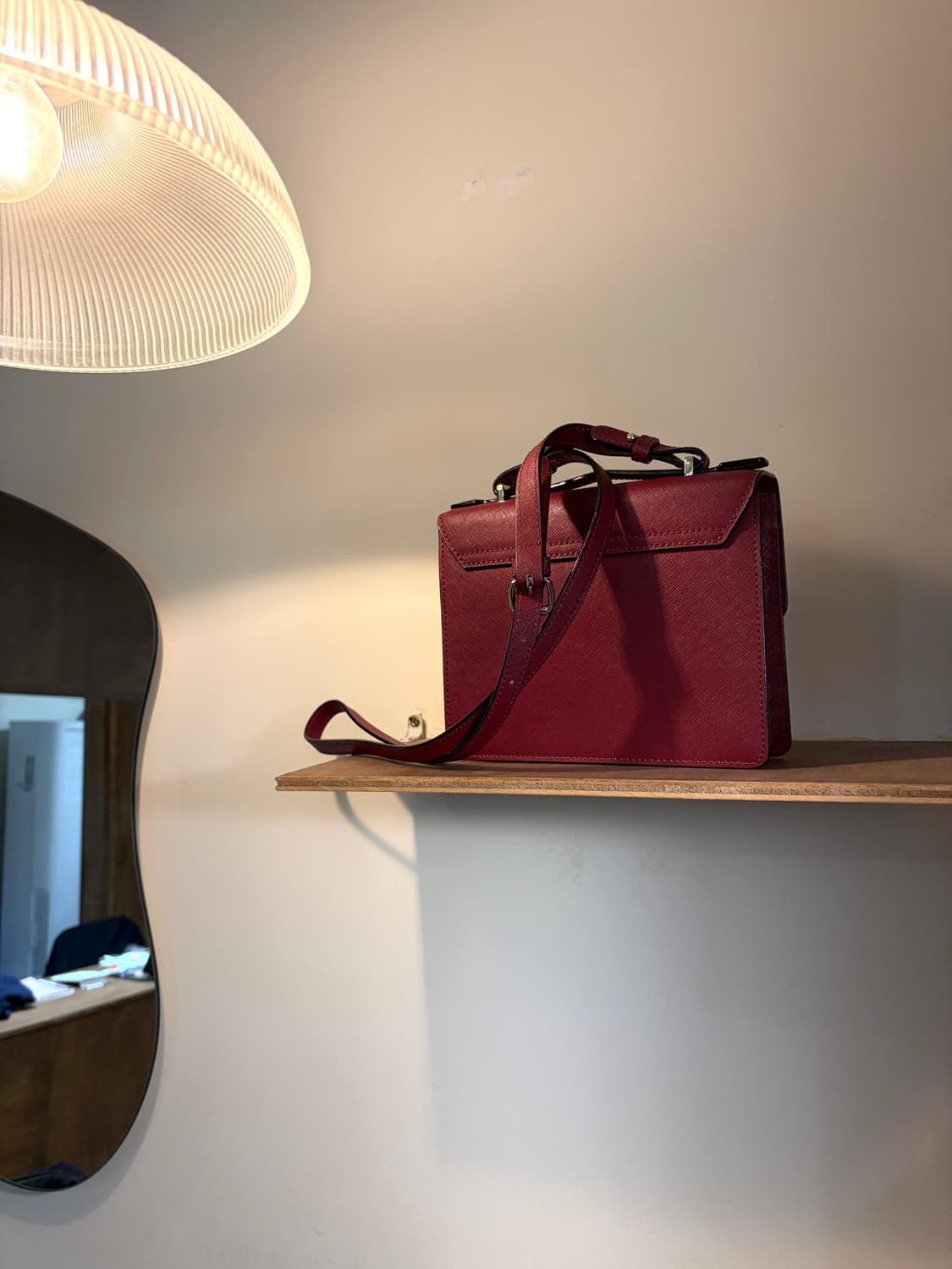 비비안 웨스트우드 오피오 사피아노 크로스 숄더백 상품이미지4