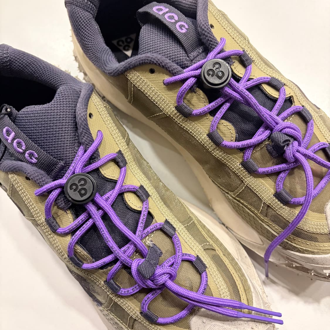 [260] 나이키 ACG 마운틴 플라이 스니커즈 카키 상품이미지6