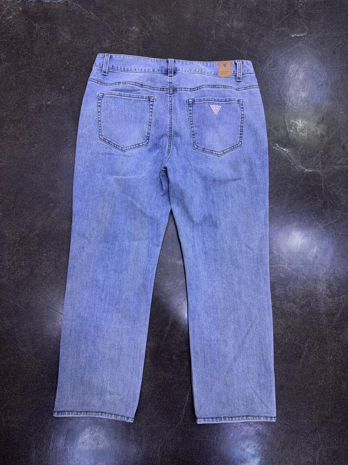 게스 빈티지 데미지 라이트 워싱 스트레이트핏 데님팬츠 33 상품이미지2
