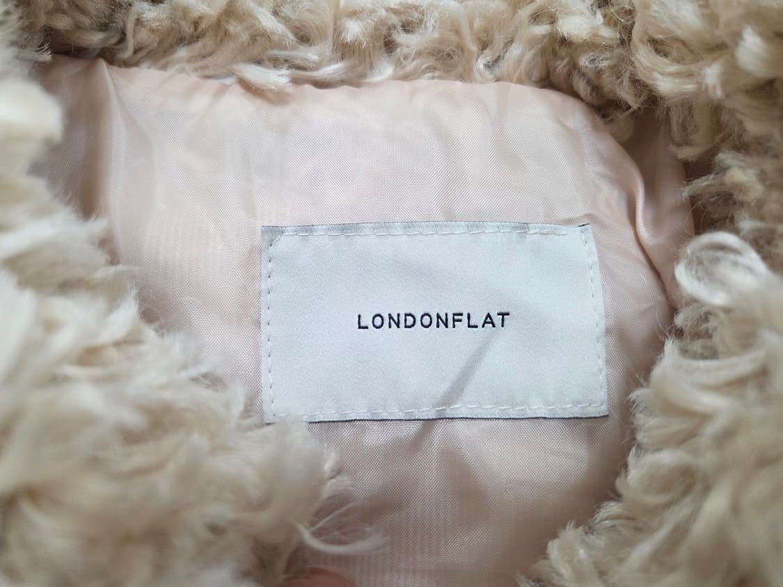 런던플랏(LONDONFLAT) 더플 퍼자켓 프리사이즈 새상품 상품이미지6