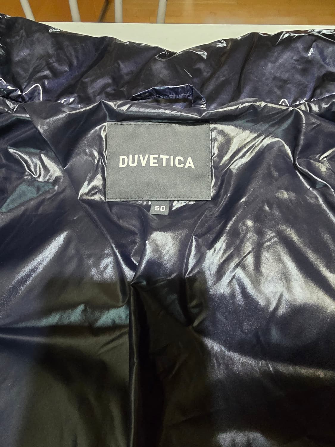 Duvetica 듀베티카 유광패딩 50사이즈 상품이미지3