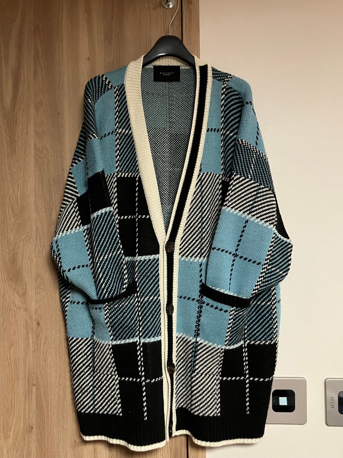 Gallery 체크 패턴 니트 가디건 상품이미지1