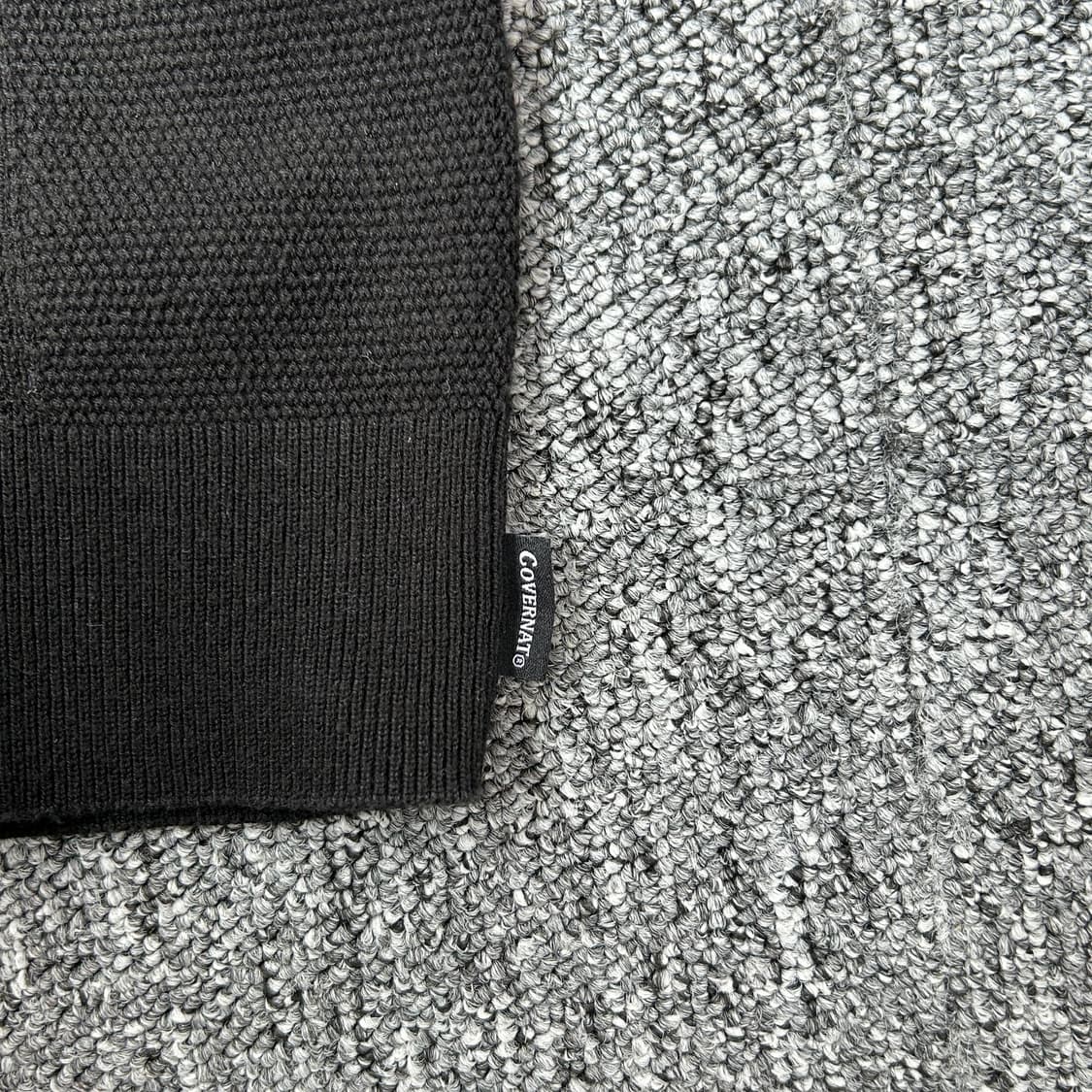 커버낫 블랙 케이블 니트 반팔 상품이미지4