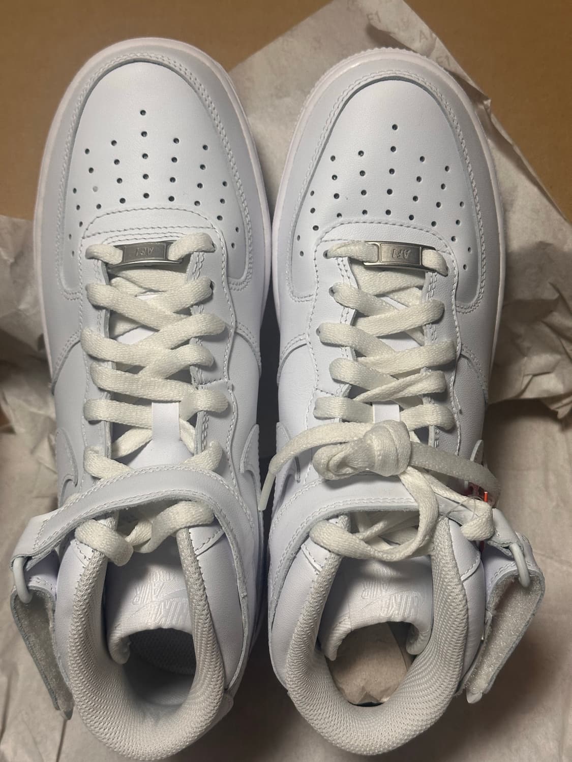 우먼스 나이키 에어포스 미드 화이트 상품이미지2